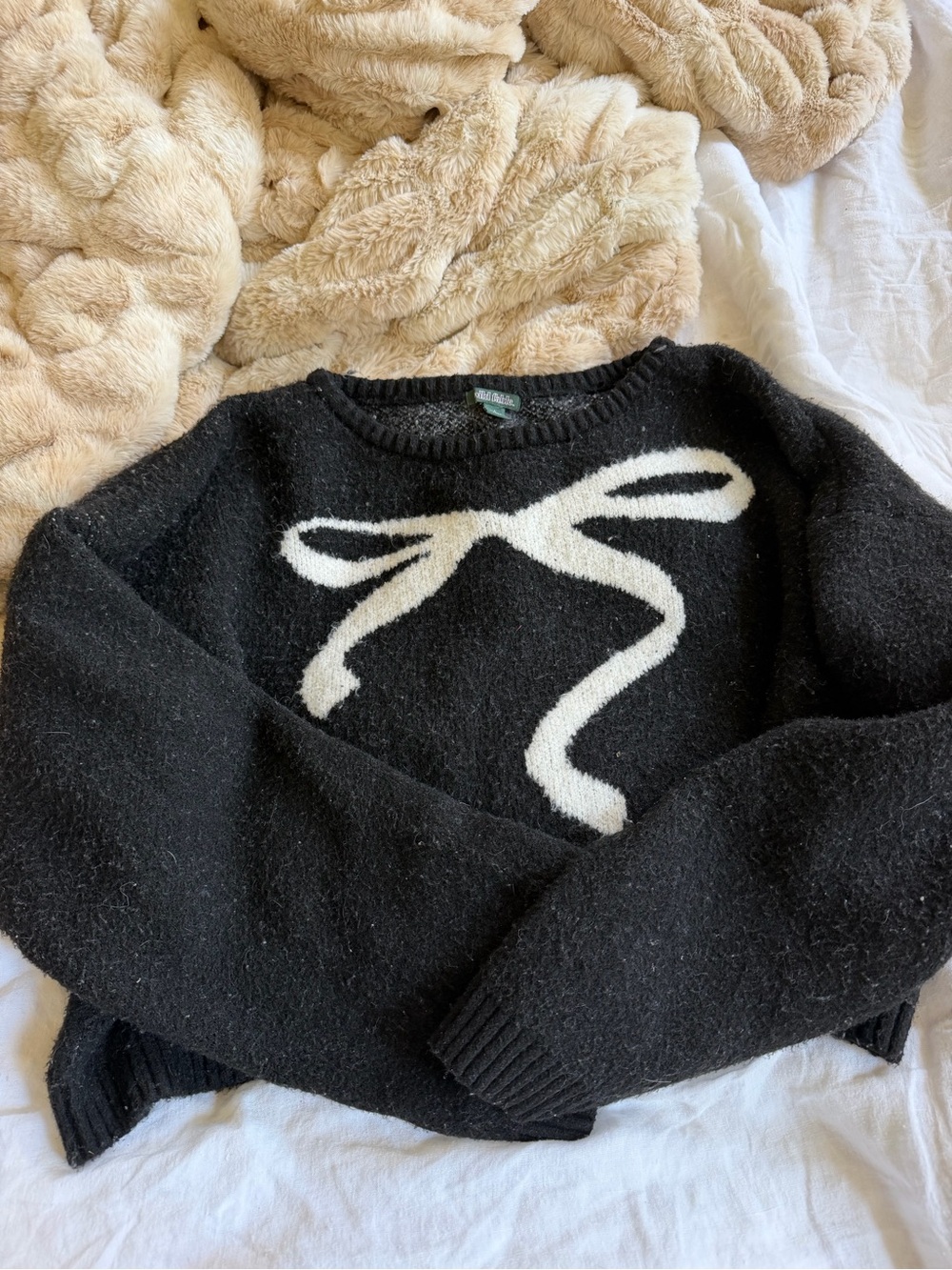 wild fable Black Sweater with Cream Bow Graphic